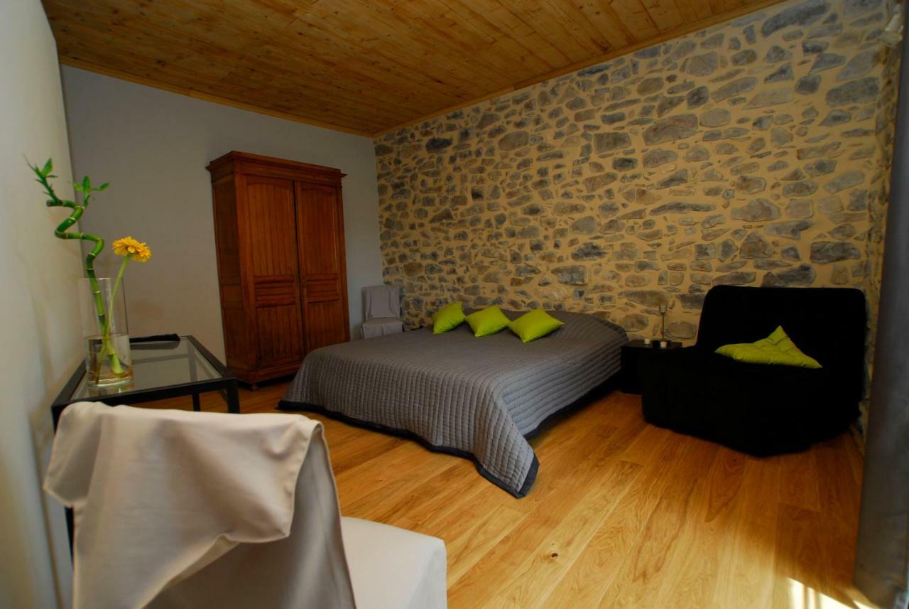 Le Coing Des Vignes Bed and Breakfast Mauressargues Εξωτερικό φωτογραφία